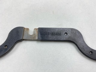 Пластина, ориг. номер 1108643G00, 11086-G2400, Nissan Terrano 1985-1995