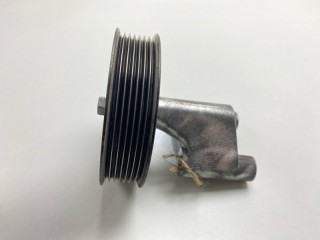 Кронштейн ролика, ориг. номер 16603-28020, 16631-28031, Toyota Alphard 2008-2011