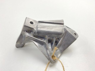 Кронштейн актуатора РКПП, ориг. номер 31361-64010, Toyota Corolla 2006-2010