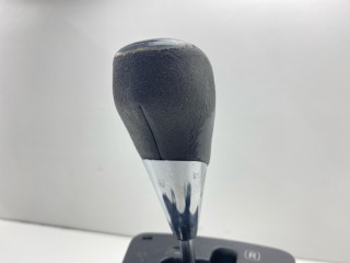 Селектор КПП, ориг. номер 33560-12170, Toyota Auris 2006-2010