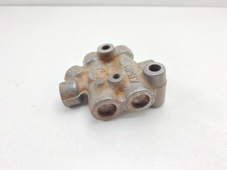 Распределитель тормозной, ориг. номер 47150-12270, Toyota Sprinter 1991-2002