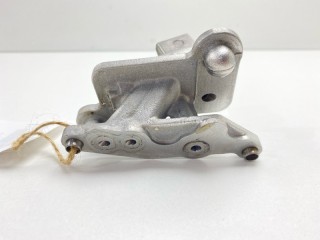 Кронштейн клапана VVT-I, ориг. номер 243802B700, Hyundai Avante 2006-2010
