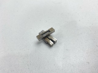 Шпонка, ориг. номер 32608M8001, Nissan Sunny 1990-2000