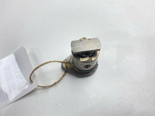 Фиксатор КПП, ориг. номер 3218060J00, 3218060J01, Nissan Sunny 1990-2000