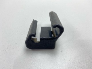 Накладка на полозья сиденья, ориг. номер A2029190420, Mercedes-Benz E-Class 1993-1998