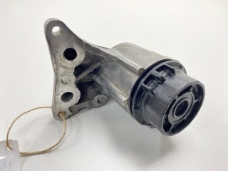 Корпус масляного фильтра, ориг. номер 15609-37040, 15620-37010, 15609-37030, Toyota Noah 2007-2010