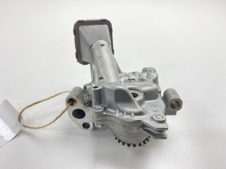 Насос масляный, ориг. номер 15100-37020, 15100-37021, Toyota Noah 2007-2010