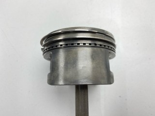 Поршень с шатуном, ориг. номер MD368264, MD169030, Mitsubishi Lancer 1997-2002