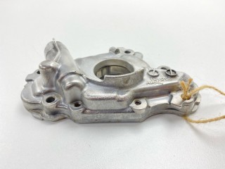 Насос масляный, ориг. номер 15100-22040, 15100-22041, Toyota Corolla Spacio 2001-2003