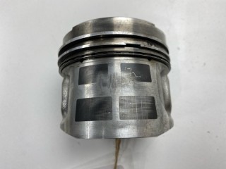 Поршень, ориг. номер 1110C596, Mitsubishi Pajero Sport 2008-2013