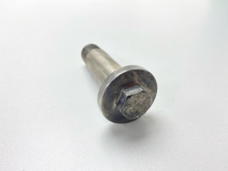 Болт, ориг. номер 1240A071, Mitsubishi Pajero Sport 2008-2013