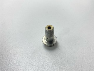 Болт, ориг. номер 1428A209, Mitsubishi Pajero Sport 2008-2013