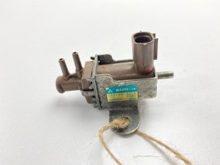 Клапан вакуумный, ориг. номер MR258166, Mitsubishi Pajero Sport 2008-2013