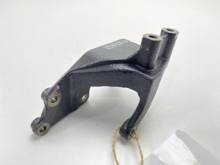 Кронштейн насоса гидроусилителя, ориг. номер 4450A171, Mitsubishi Pajero Sport 2008-2013