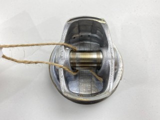 Поршень, ориг. номер 1310137240, 1310137130, Toyota Voxy 2014-2017