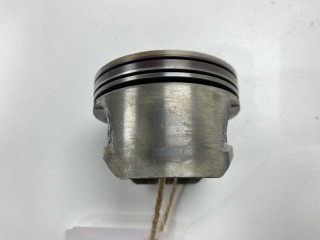 Поршень, ориг. номер 120107J620, 120107J625, 120105M002, Nissan Primera 1999-2002