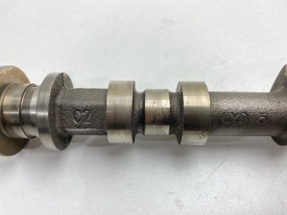 Распредвал впускной, ориг. номер 130209F600, Nissan Primera 1999-2002