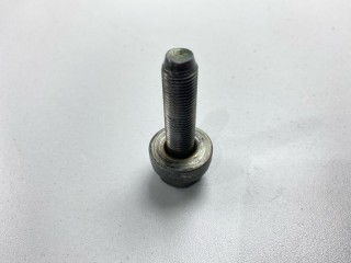 Болт шкива коленвала, ориг. номер 90119-12345, Toyota Funcargo 1999-2002