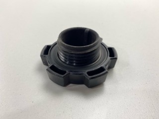 Крышка маслозаливной горловины, ориг. номер 12180-55010, 12180-13030, Toyota Camry 1990-1992