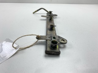 Рейка топливная, ориг. номер 17520AU400, 17520AU40A, Nissan Serena 2001-2005
