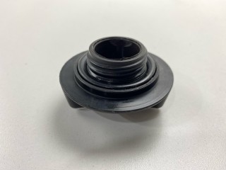 Крышка маслозаливной горловины, ориг. номер 152551P110, Nissan Serena 2001-2005
