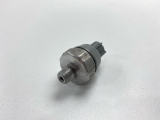 Датчик давления масла, ориг. номер 252404M400, Nissan Serena 2001-2005