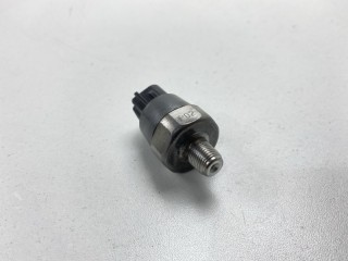 Датчик давления масла, ориг. номер 8353028020, 83530-60020, Toyota Windom 1999-2001