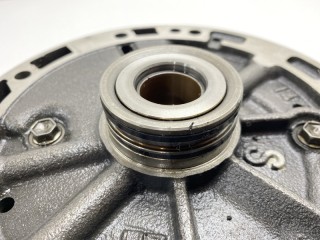 Насос АКПП, ориг. номер 35301-22021, 35370-22060, Toyota Mark II 1998-2002