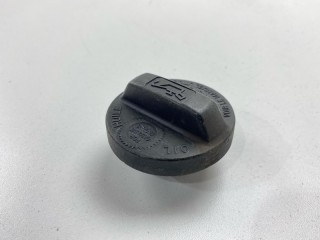 Крышка маслозаливной горловины, ориг. номер 15610-PFB-000, Honda Fit 2005-2007
