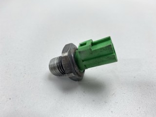 Датчик давления масла, ориг. номер LF0118501, Mazda Atenza 2002-2005