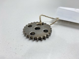 Шестерня масляного насоса, ориг. номер L32114143, Mazda Atenza 2002-2005