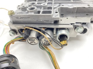 Блок клапанов автоматической трансмиссии, ориг. номер 317058E008, 317058E006, Nissan Serena 1997-2001