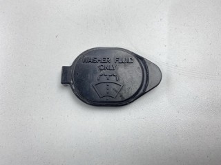 Крышка бачка омывателя, ориг. номер 85316-26030, Toyota Nadia 1998-2001