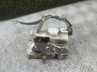 замок двери задней правой, Toyota Avensis 1 поколение T220 1997-2000