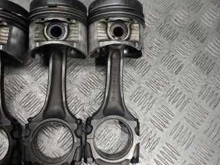 поршень, Nissan Serena С23 [2-й рестайлинг] 1997-2001