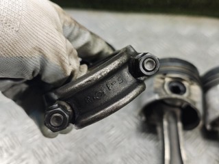 поршень, Nissan Serena С23 [2-й рестайлинг] 1997-2001