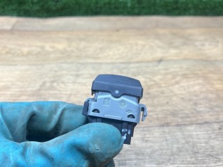 кнопка центрального замка, ориг. номер 252108592R, Renault Duster 1 поколение 2010-2015