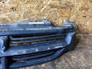 решетка радиатора, ориг. номер 04576955, Chrysler Voyager 3 поколение 1995-2001