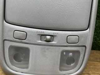 фонарь салона (плафон), ориг. номер LC6369970, Mazda MPV 2 поколение 1999-2003