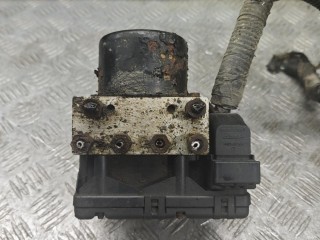 блок ABS, ориг. номер 04686704AD, Chrysler Town and Country 4 поколение 2000-2005