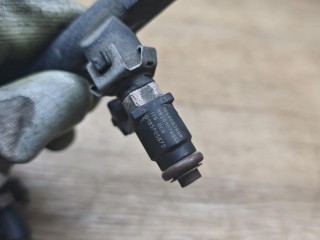 форсунка топливная, ориг. номер 166009398R, 8200601367, Renault Duster 1 поколение 2010-2015