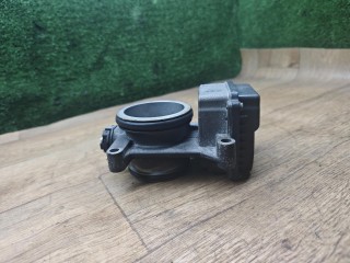 дроссельная заслонка, ориг. номер 8200123061, 8200063652, Renault Duster 1 поколение 2010-2015