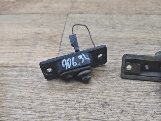 концевик дверной, Mazda MPV 2 поколение 1999-2003