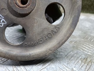 насос гидроусилителя руля, ориг. номер 04861540AA, Chrysler Town and Country 4 поколение 2000-2005