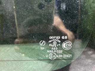 стекло кузовное заднее правое, Mazda MPV 2 поколение 1999-2003