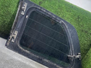 стекло кузовное заднее правое, Mazda MPV 2 поколение 1999-2003