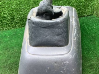 консоль салона, Toyota Picnic 1 поколение XM10 1996-2001