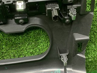 консоль салона, ориг. номер 8450041083, Lada Vesta 1 поколение 2015-2026