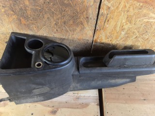 консоль салона, Ford Fiesta 5 поколение [рестайлинг] 2005-2008