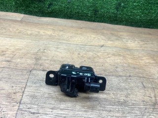 замок багажника, ориг. номер 905037230R, Renault Duster 1 поколение 2010-2015